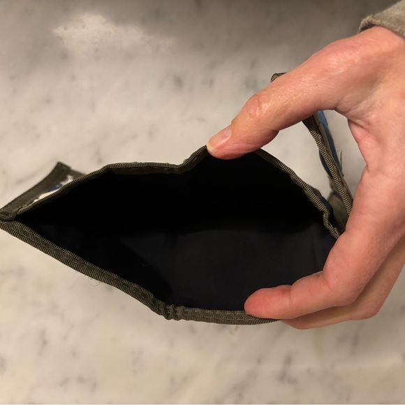 ROXY Wallet - Picture 6 of 6